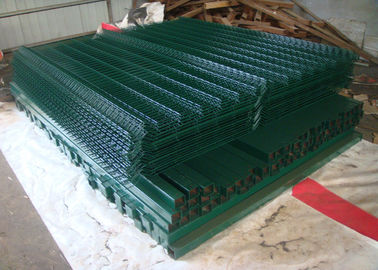 Green 3D Welded Mesh Fencing Fold Panel 100X200MM With Peach Post 40X70MM