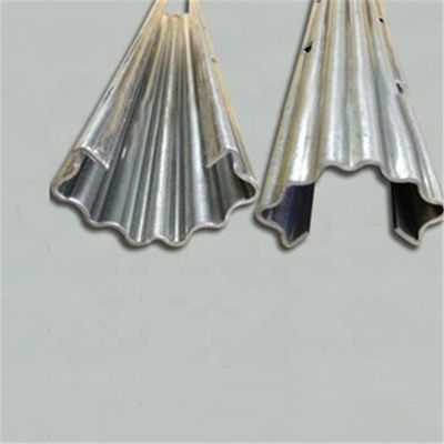 উদ্ভিদ বর্ধনকারী ধাতু ২.২ মিটার অর্কিড ট্রেলিস পোস্ট সহ হোল With